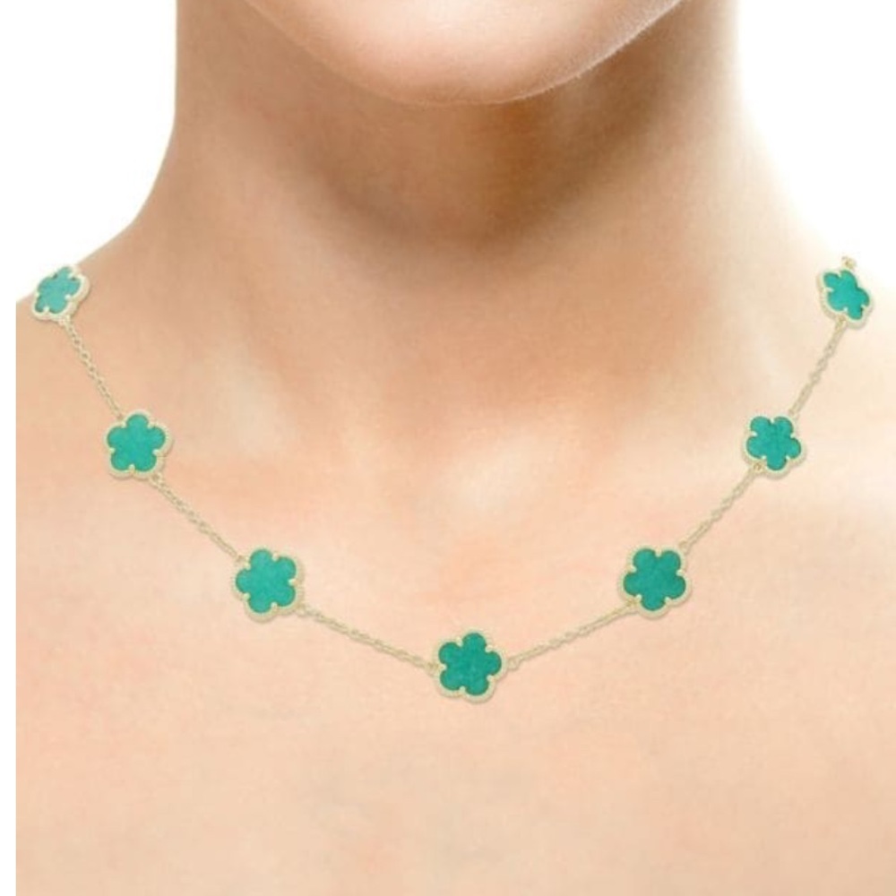 JANKUO Flower 14K Goldplated & Green Agate Station Necklace. NWOT